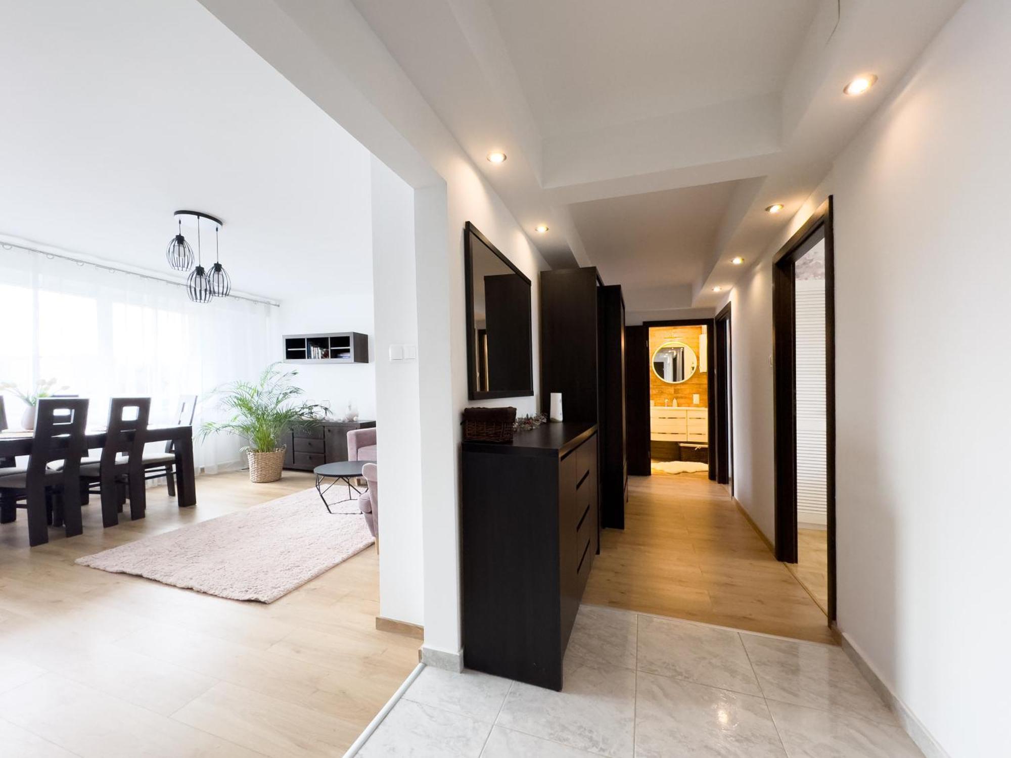 4 Pokojowy Apartament Posada Sanok Eksteriør billede